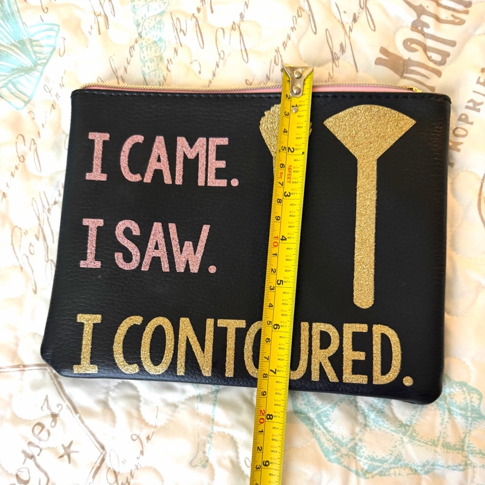 5/$25 Black Makeup Pouch Gold and Pink Text “I came, I saw, I contoured” - Picture 6 of 7